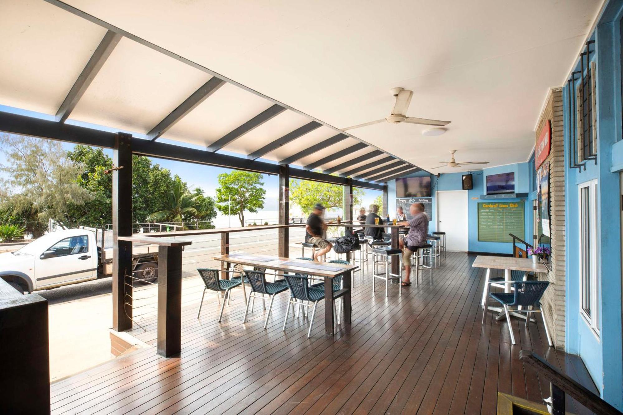 Nightcap At Marine Hotel Cardwell Exterior foto